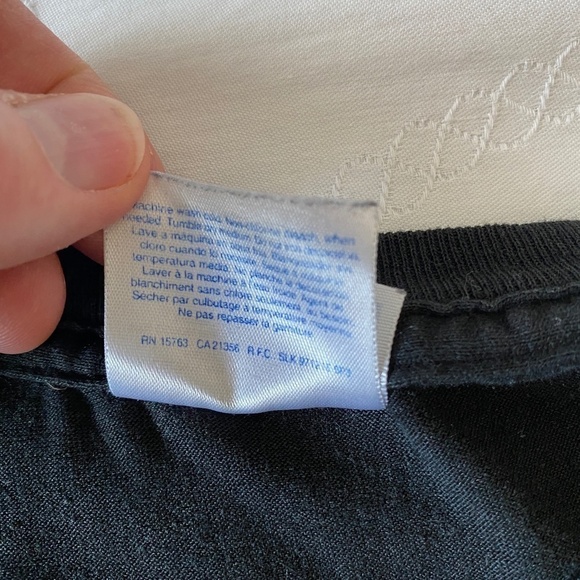 Hanes Women's Black Angry Snowman Print Tee Size Medium - Picture 6 of 9